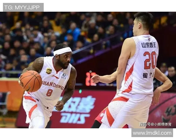 重庆足球队在总决赛中以91分稳居积分榜首位展现强劲实力